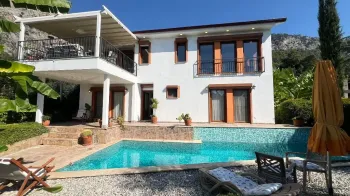 Muhteşem Göcek Dağ Manzaralı Müstakil Villa Satılıktır